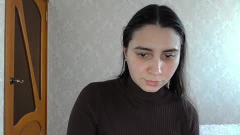 Snapshot of cute_strawberry_ chatting on December 2024 07:50:01 AM cute_strawberry_ online show from December 2024 07:50:01 AM