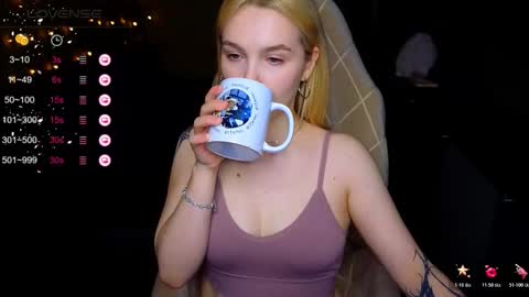 Sue online show from October 2025 07:10:02 PM