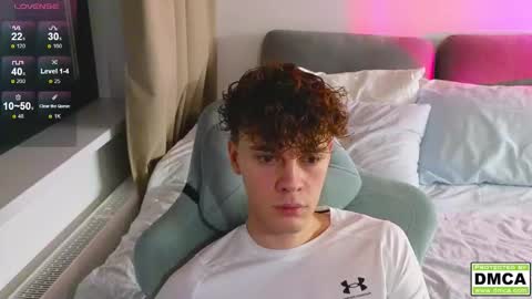 Thomas -  online show from November 2025 06:01:02 PM