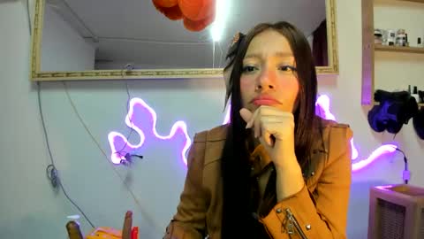 Snapshot of cute_zoe1 chatting on February 2025 10:48:01 PM cute_zoe1 online show from February 2025 10:48:01 PM