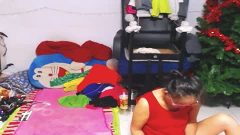 Snapshot of cuteandsexyone chatting on January 2025 10:41:02 PM CuteAndSexyOne Na and Brian online show from January 2025 10:41:02 PM