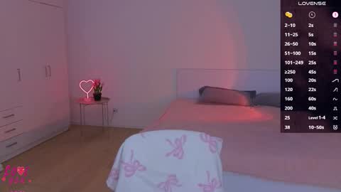 Ariel online show from November 2025 04:41:02 PM