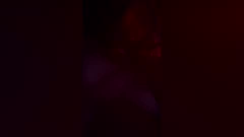 Snapshot of cutebananas chatting on April 2026 10:24:02 AM cutebananas online show from April 2026 10:24:02 AM