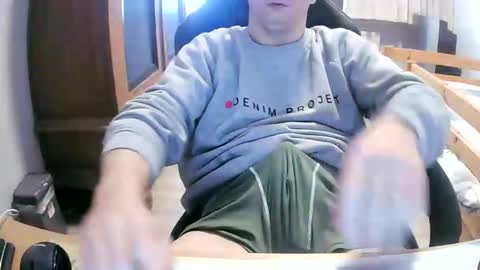 Cuteboy090 online show from April 2026 09:32:01 AM