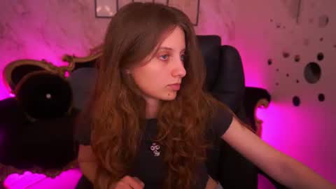 Foxy online show from June 2026 12:59:01 PM