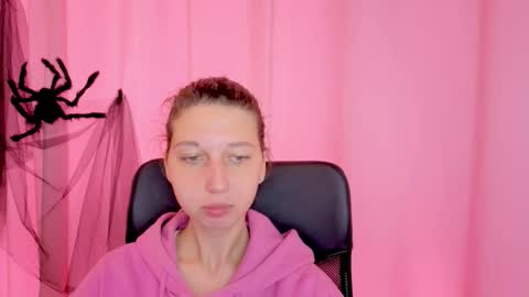 Elli online show from November 2025 11:31:02 AM