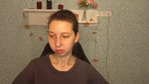 Elli online show from November 2025 05:10:01 AM