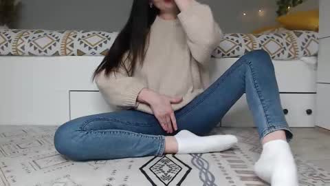 Anna online show from November 2025 11:43:01 AM