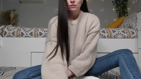 Snapshot of cuteemouse chatting on February 2026 10:40:01 AM Anna online show from February 2026 10:40:01 AM