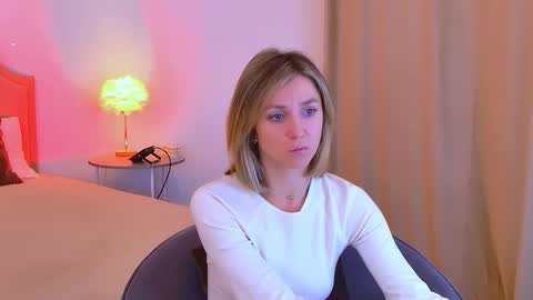 cutemirage online show from November 2025 02:52:02 PM