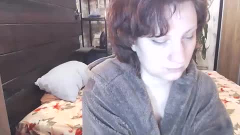 Snapshot of cutemoan chatting on May 2026 09:52:02 PM Rita online show from May 2026 09:52:02 PM