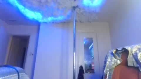 mary mack online show from February 2025 01:02:02 AM