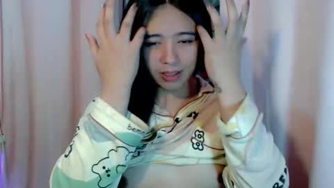 cute online show from February 2026 09:13:01 PM