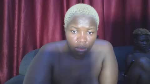 cutey_mellanin online show from March 2025 03:13:02 PM