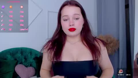 Nika  online show from September 2025 10:04:01 PM