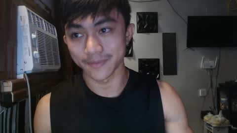 Snapshot of cutie_hunk69 chatting on June 2026 03:39:02 PM cutie_hunk69 online show from June 2026 03:39:02 PM