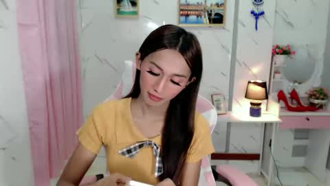 cutie_mitcha online show from October 2025 02:22:02 AM