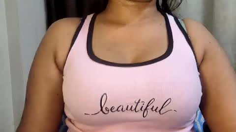 Snapshot of cutie_ruhi chatting on April 2026 07:41:01 PM Ruhii online show from April 2026 07:41:01 PM