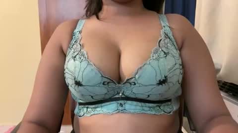 Snapshot of cutie_ruhi chatting on June 2026 07:40:02 PM Ruhii online show from June 2026 07:40:02 PM
