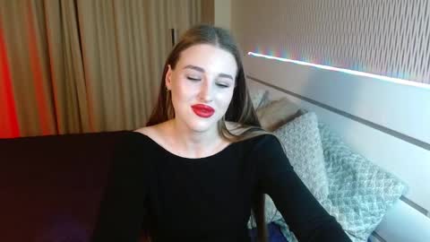 Snapshot of cutie_violet chatting on November 2025 09:24:02 PM ViVi online show from November 2025 09:24:02 PM