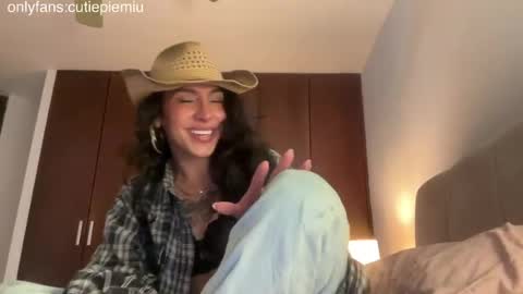 cutiepiemiu -  online show from June 2026 05:23:02 AM