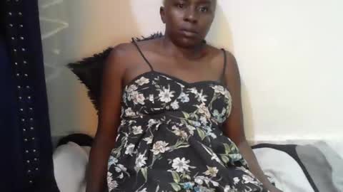 Snapshot of cutlucy25 chatting on April 2026 08:56:02 AM cutlucy25 online show from April 2026 08:56:02 AM