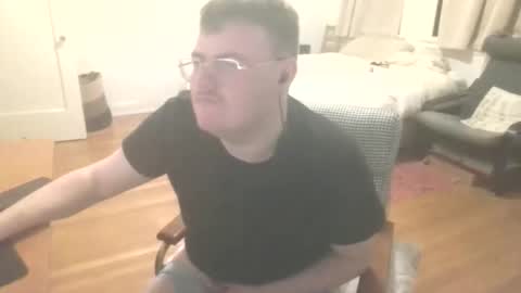 Walker online show from April 2026 11:53:01 PM