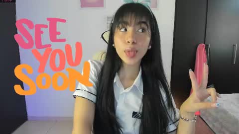 Snapshot of cyber_lizz chatting on June 2026 12:32:02 AM Liz online show from June 2026 12:32:02 AM