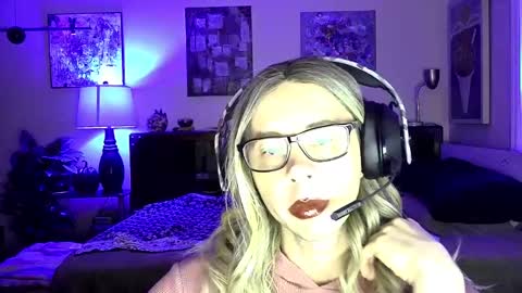 Nicki Molotov online show from January 2025 02:38:02 AM