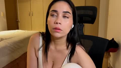 cyborgmuse online show from February 2026 04:49:02 AM