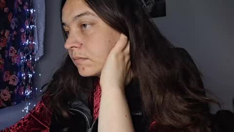 Snapshot of cyndee_winter chatting on April 2026 07:55:02 PM Cyndee Winter online show from April 2026 07:55:02 PM