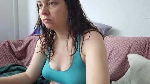 Snapshot of cyndee_winter chatting on June 2026 12:31:02 PM Cyndee Winter online show from June 2026 12:31:02 PM