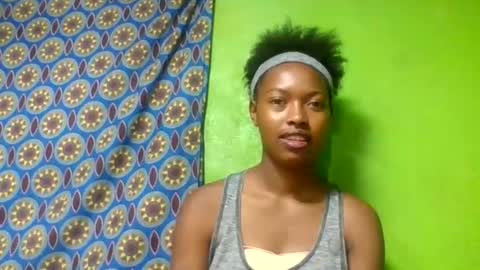 Snapshot of cynthia233365 chatting on June 2026 06:37:02 AM cynthia233365 online show from June 2026 06:37:02 AM
