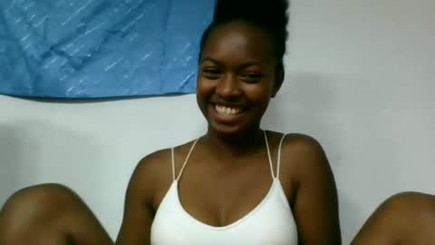 Snapshot of cynthia233365 chatting on June 2026 07:01:02 PM cynthia233365 online show from June 2026 07:01:02 PM
