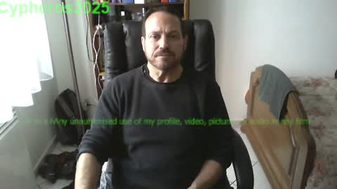 Snapshot of cypheros2025 chatting on December 2024 08:00:01 AM Chris online show from December 2024 08:00:01 AM