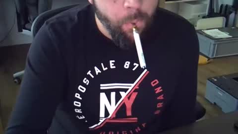 Snapshot of cyrsug chatting on December 2025 11:08:01 AM cyrsug online show from December 2025 11:08:01 AM