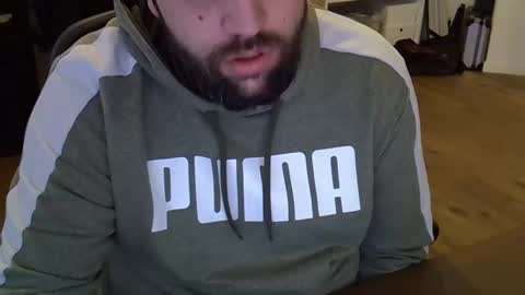 Snapshot of cyrsug chatting on December 2025 08:34:02 AM cyrsug online show from December 2025 08:34:02 AM