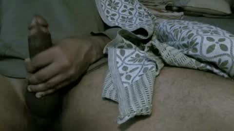 Snapshot of cyrus225 chatting on December 2025 09:40:01 AM cyrus225 online show from December 2025 09:40:01 AM