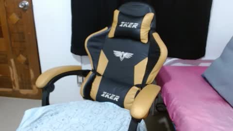 czarina69 online show from February 2026 12:09:01 AM