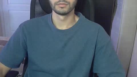 Snapshot of d_____________k chatting on September 2025 12:29:02 PM Dolce online show from September 2025 12:29:02 PM