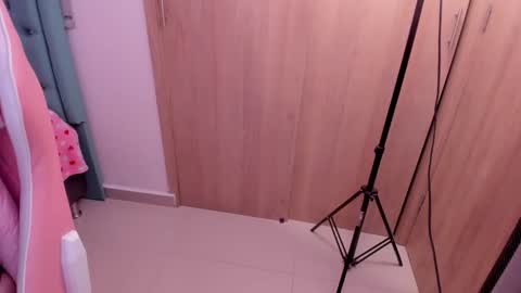 darling online show from December 2025 07:39:01 AM