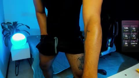 Mauricio online show from October 2025 08:31:01 PM