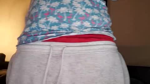 Snapshot of daboss233 chatting on January 2026 12:14:02 AM Saucy papi online show from January 2026 12:14:02 AM