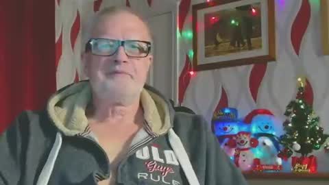 Brian ... online show from December 2024 09:20:01 PM