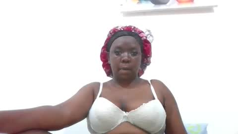 Snapshot of daddy_boobies chatting on May 2026 03:48:01 AM daddy_boobies online show from May 2026 03:48:01 AM