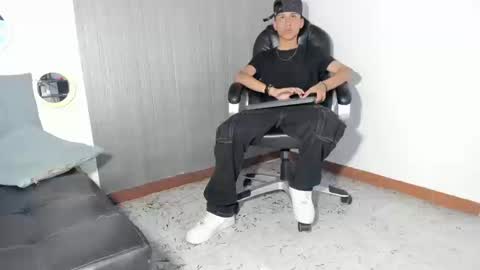 daddy_darcks online show from September 2025 07:59:01 PM