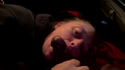 Snapshot of daddyandmama22 chatting on April 2026 02:33:02 AM daddyandmama22 online show from April 2026 02:33:02 AM