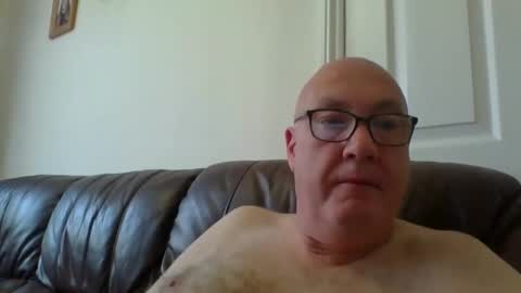 Snapshot of daddyhere4uall6 chatting on October 2025 08:26:02 AM daddyhere4uall6 online show from October 2025 08:26:02 AM