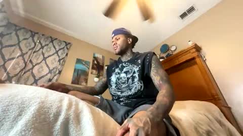 Snapshot of daddyjanimal chatting on October 2025 02:51:02 PM sexy tatted king bbc online show from October 2025 02:51:02 PM