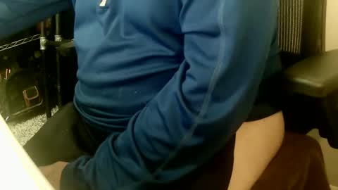 Snapshot of daddysmalls_55 chatting on January 2025 05:37:02 PM daddysmalls online show from January 2025 05:37:02 PM